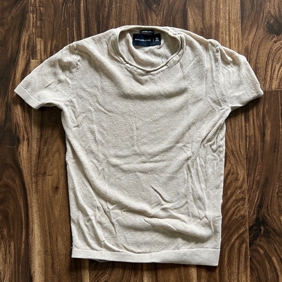 ABERCROMBIE Crew Neck Beige Tee XS - Picture 1 of 3